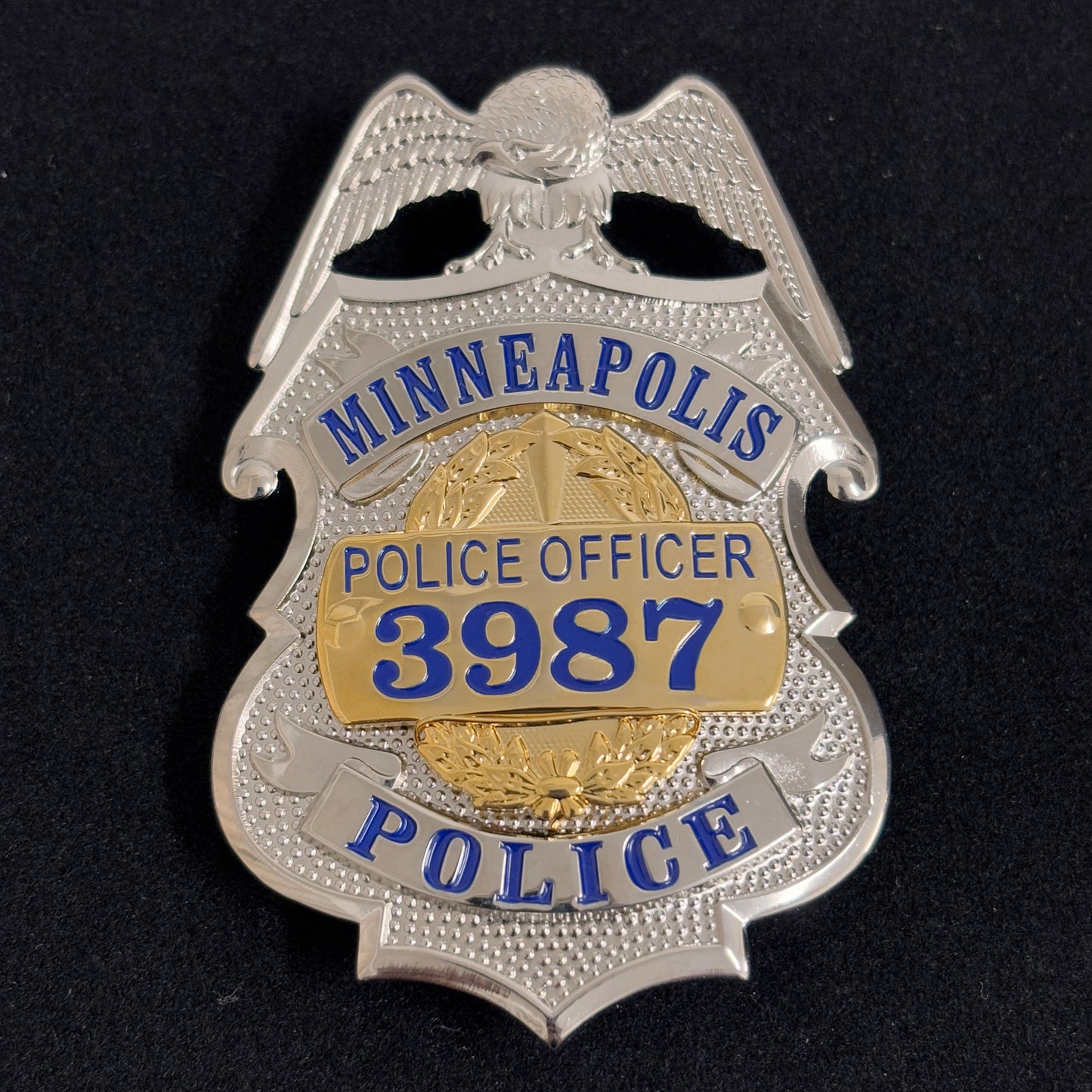 US MPD Minneapolis Police Officer Badge Replica Movie Props #3987