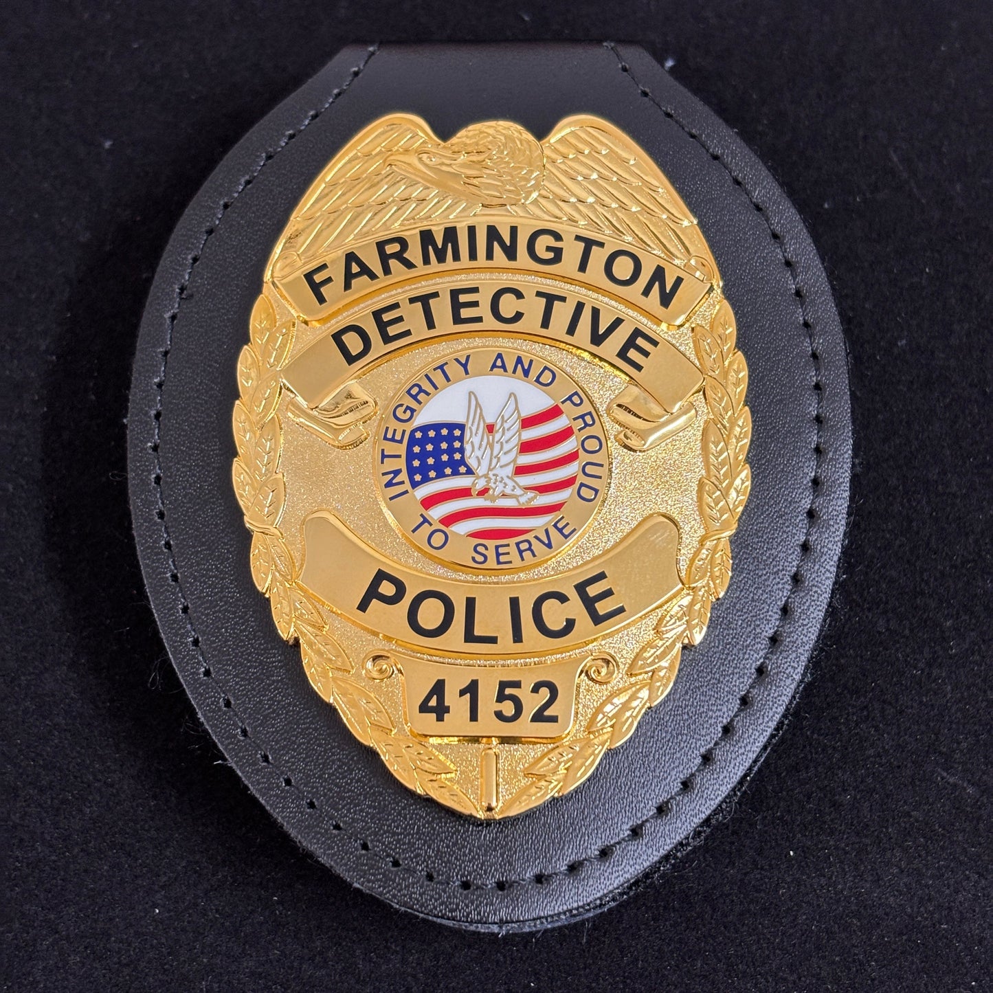 Farmington Detective Police Badge No.4152 Replica Movie Props